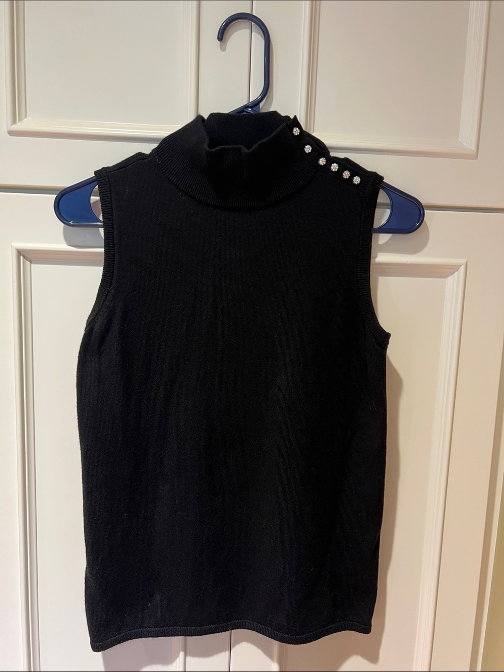 Ann Taylor Black Sleeveless Turtleneck Sweater with Shoulder Buttons